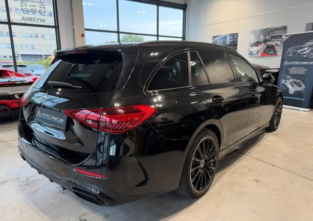 MERCEDES-BENZ Klasa C 300 e 9G-TRONIC AMG Line