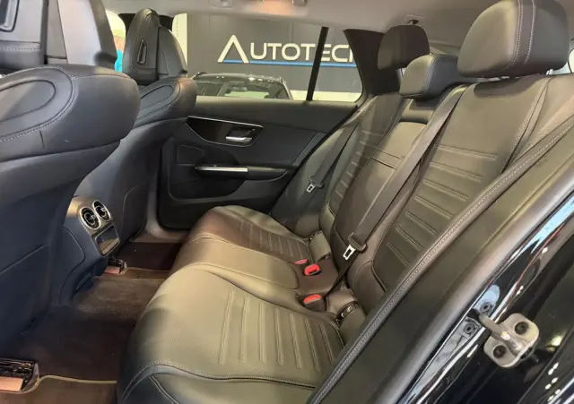 MERCEDES-BENZ Klasa C 300 e 9G-TRONIC AMG Line