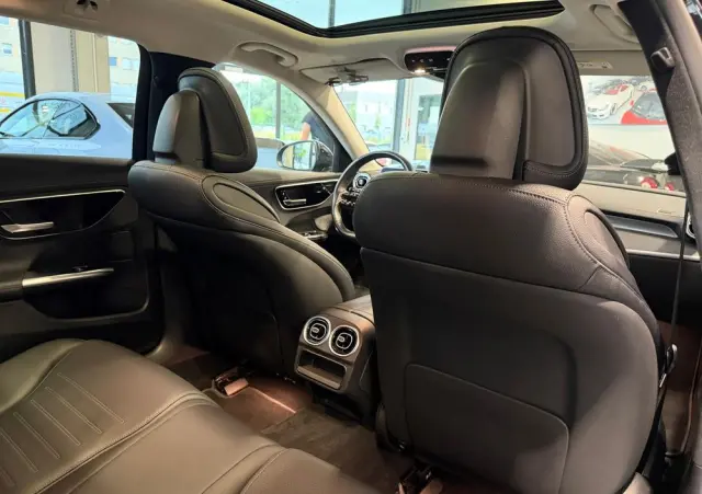 MERCEDES-BENZ Klasa C 300 e 9G-TRONIC AMG Line