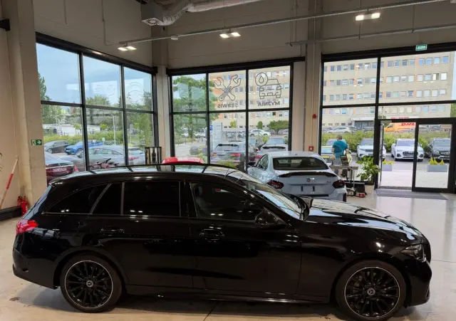 MERCEDES-BENZ Klasa C 300 e 9G-TRONIC AMG Line