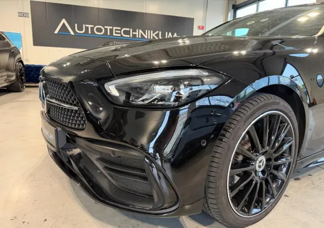 MERCEDES-BENZ Klasa C 300 e 9G-TRONIC AMG Line