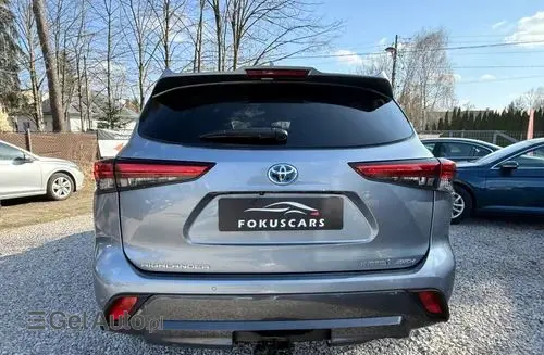 TOYOTA Highlander 