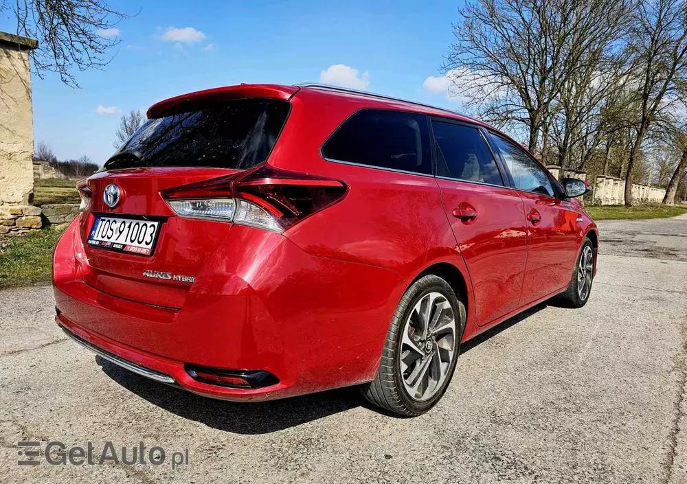 TOYOTA Auris 1.8 VVT-i Hybrid Automatik Life Plus