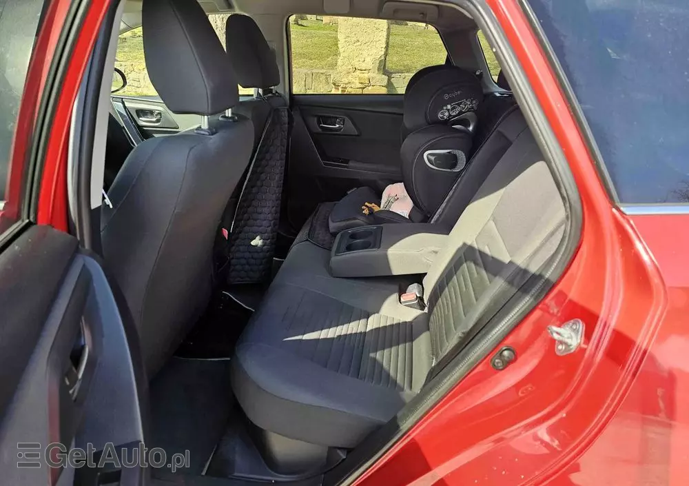 TOYOTA Auris 1.8 VVT-i Hybrid Automatik Life Plus