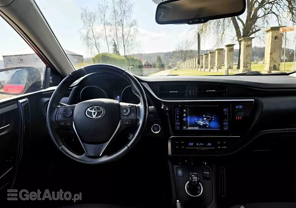 TOYOTA Auris 1.8 VVT-i Hybrid Automatik Life Plus