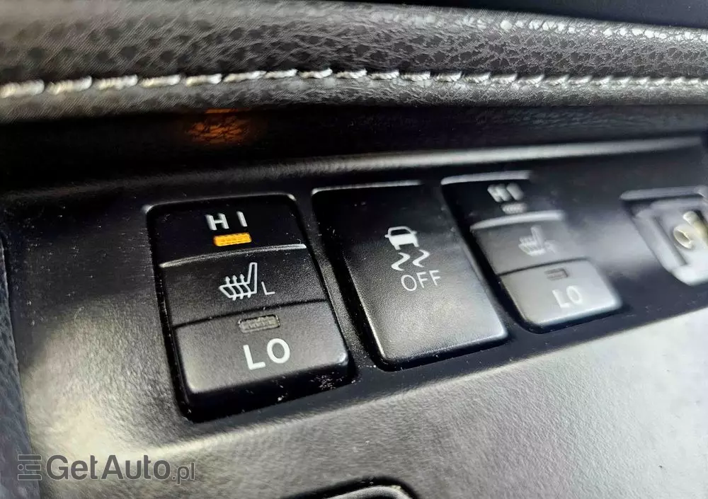 TOYOTA Auris 1.8 VVT-i Hybrid Automatik Life Plus