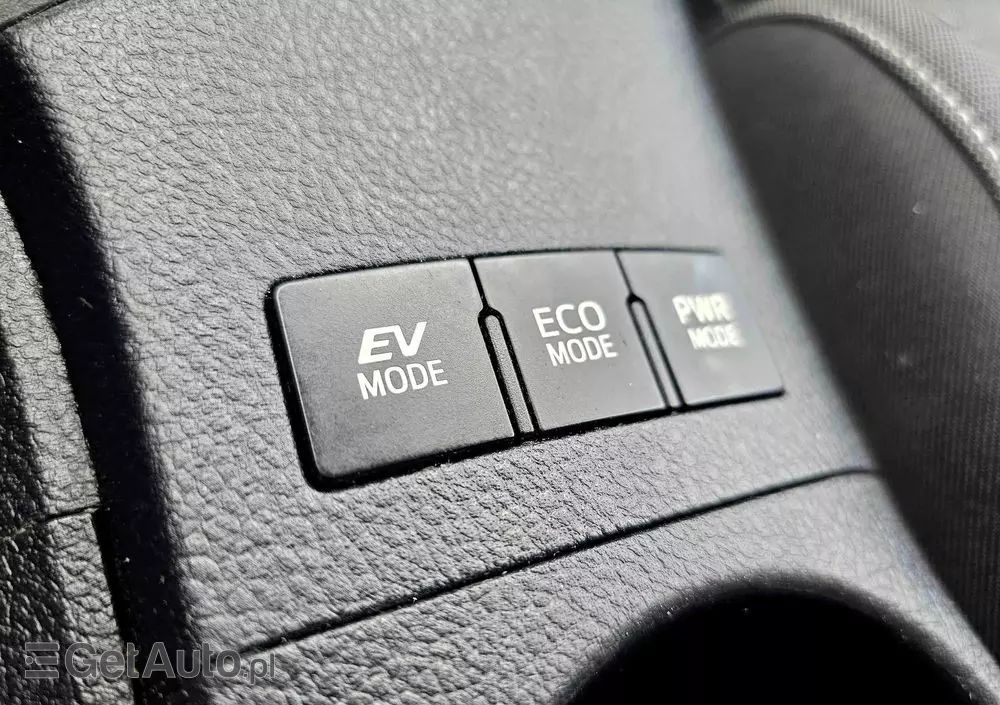 TOYOTA Auris 1.8 VVT-i Hybrid Automatik Life Plus