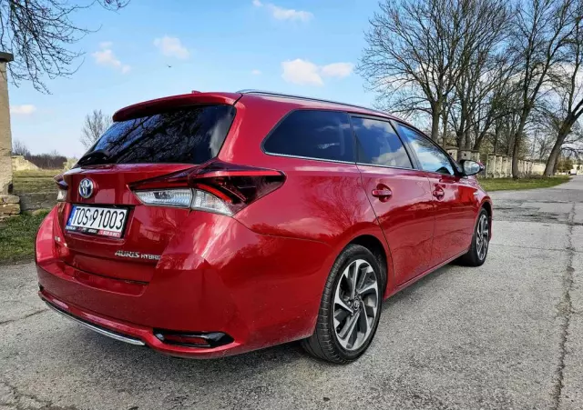 TOYOTA Auris 1.8 VVT-i Hybrid Automatik Life Plus