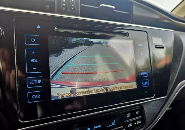 TOYOTA Auris 1.8 VVT-i Hybrid Automatik Life Plus