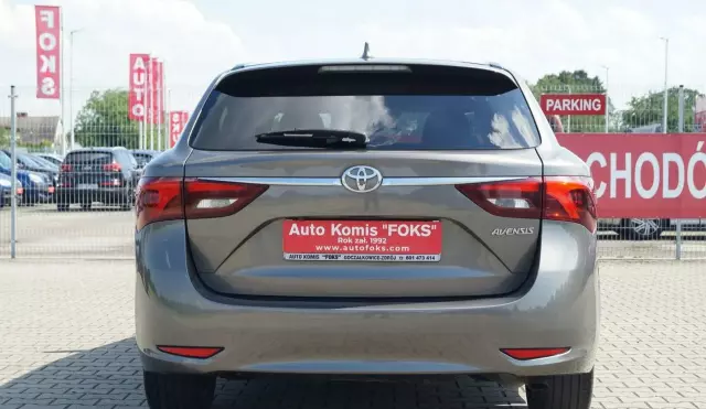 TOYOTA Avensis 