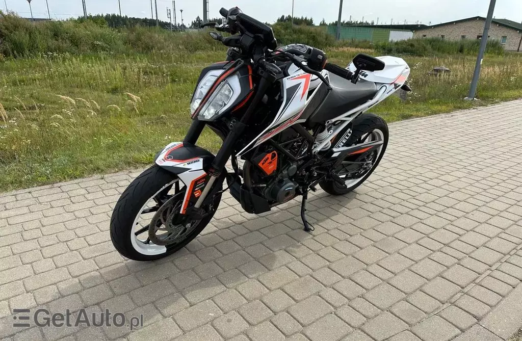 KTM 390 Duke 