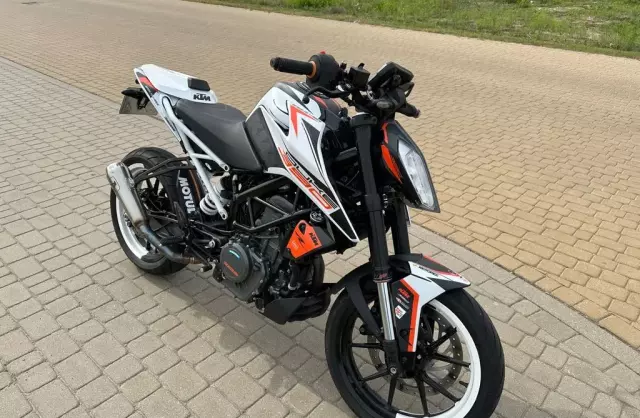 KTM 390 Duke 