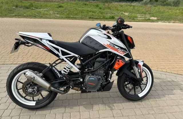KTM 390 Duke 