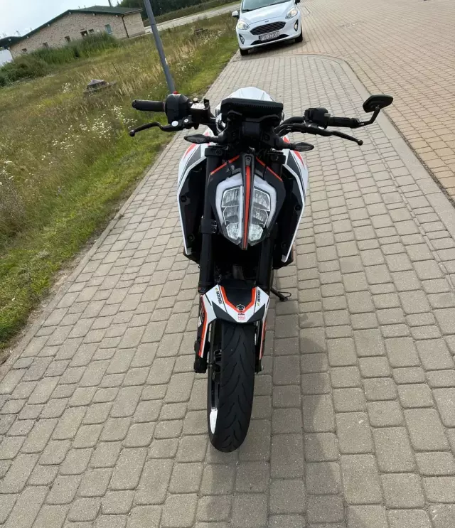 KTM 390 Duke 