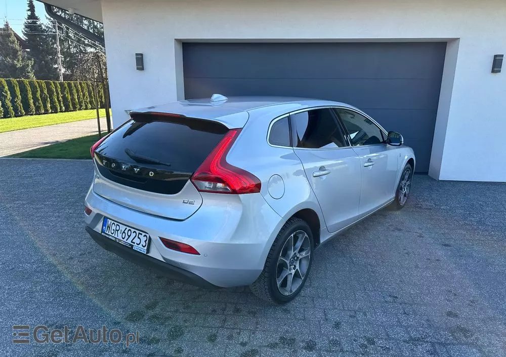 VOLVO V40 D2 Ocean Race