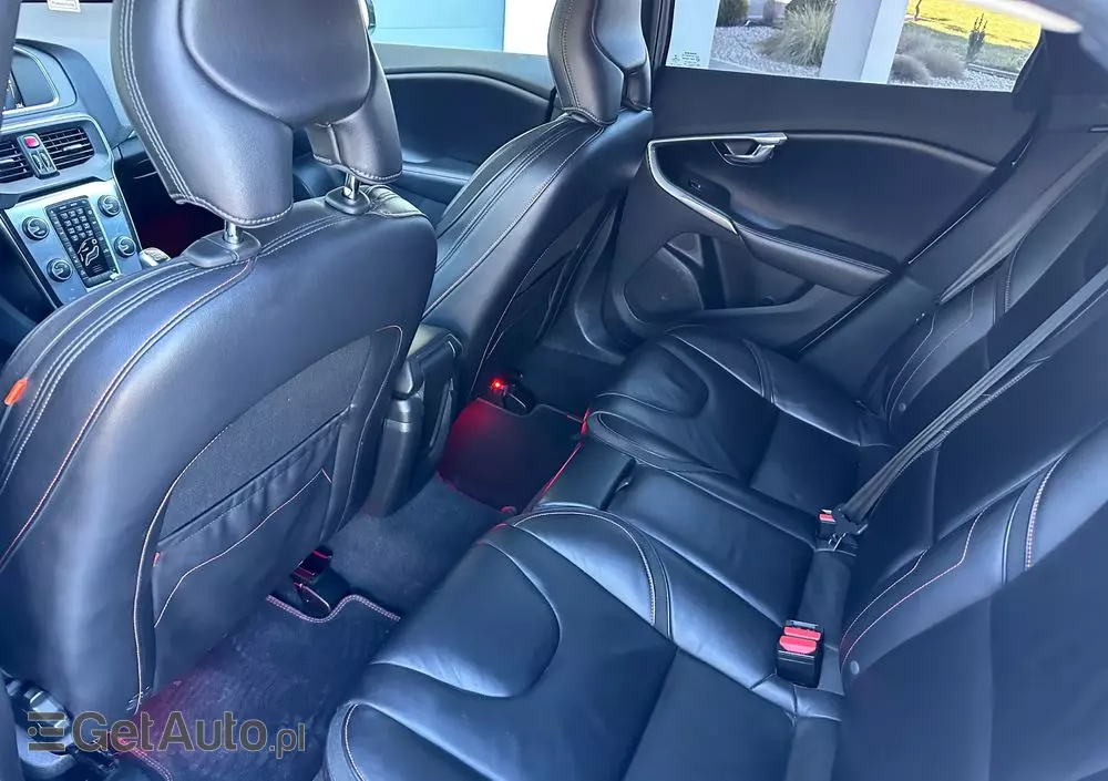 VOLVO V40 D2 Ocean Race