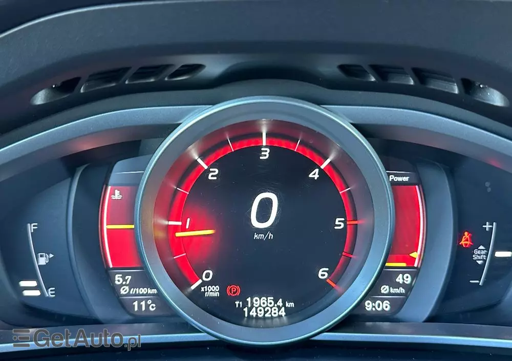 VOLVO V40 D2 Ocean Race