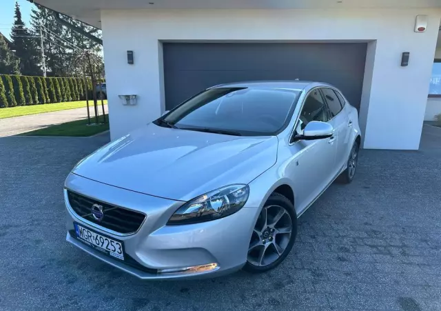 VOLVO V40 D2 Ocean Race