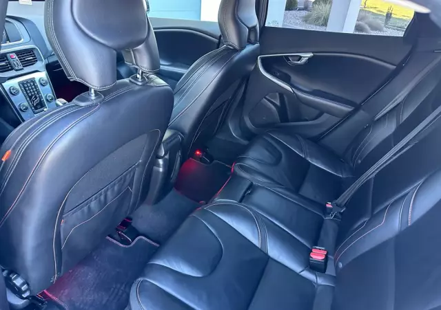 VOLVO V40 D2 Ocean Race