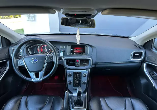 VOLVO V40 D2 Ocean Race