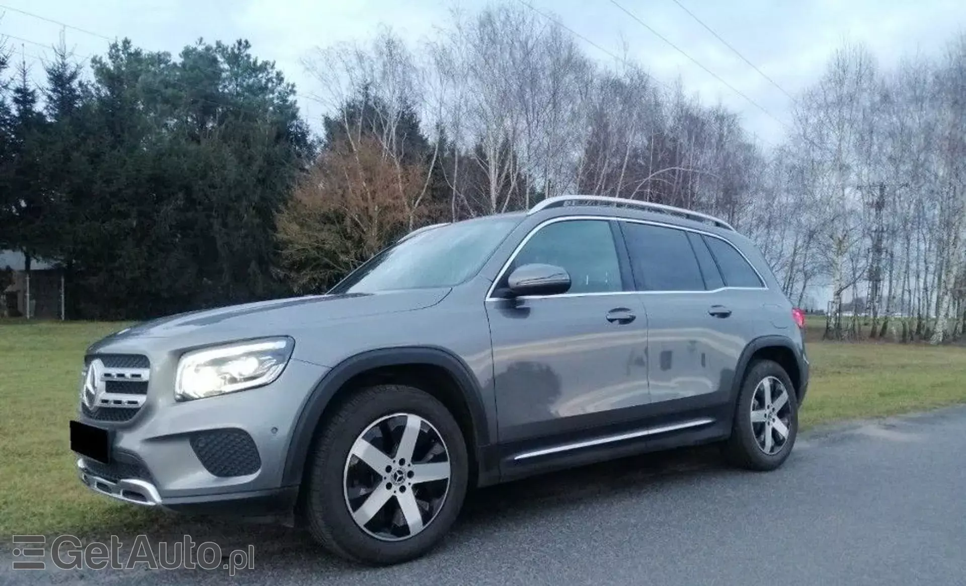 MERCEDES-BENZ GLB 