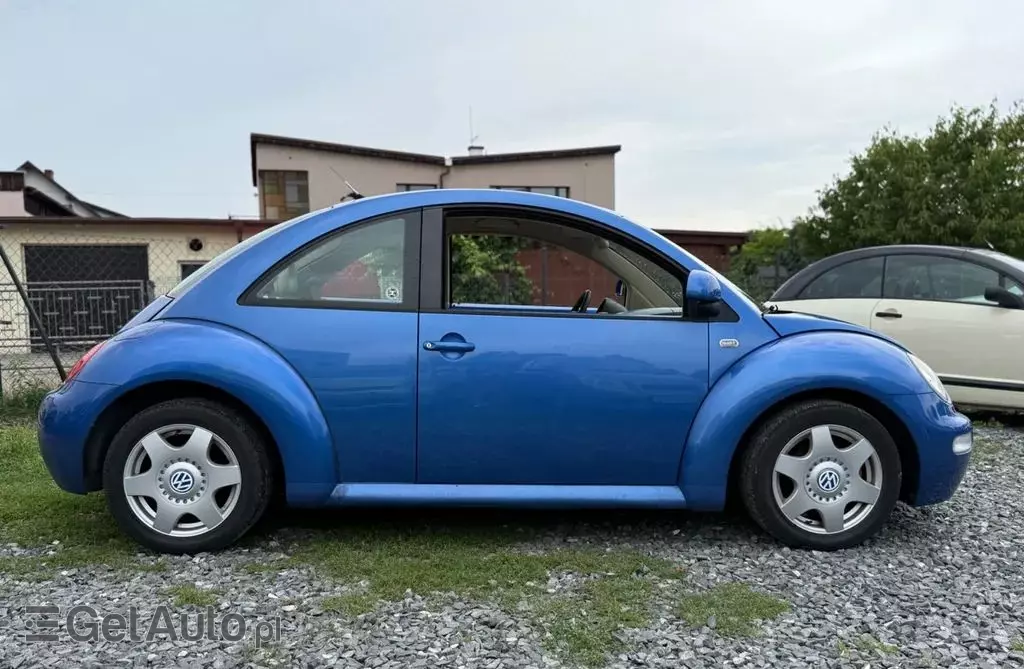 VOLKSWAGEN New Beetle 