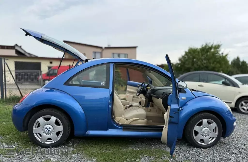 VOLKSWAGEN New Beetle 