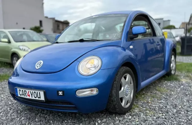 VOLKSWAGEN New Beetle 