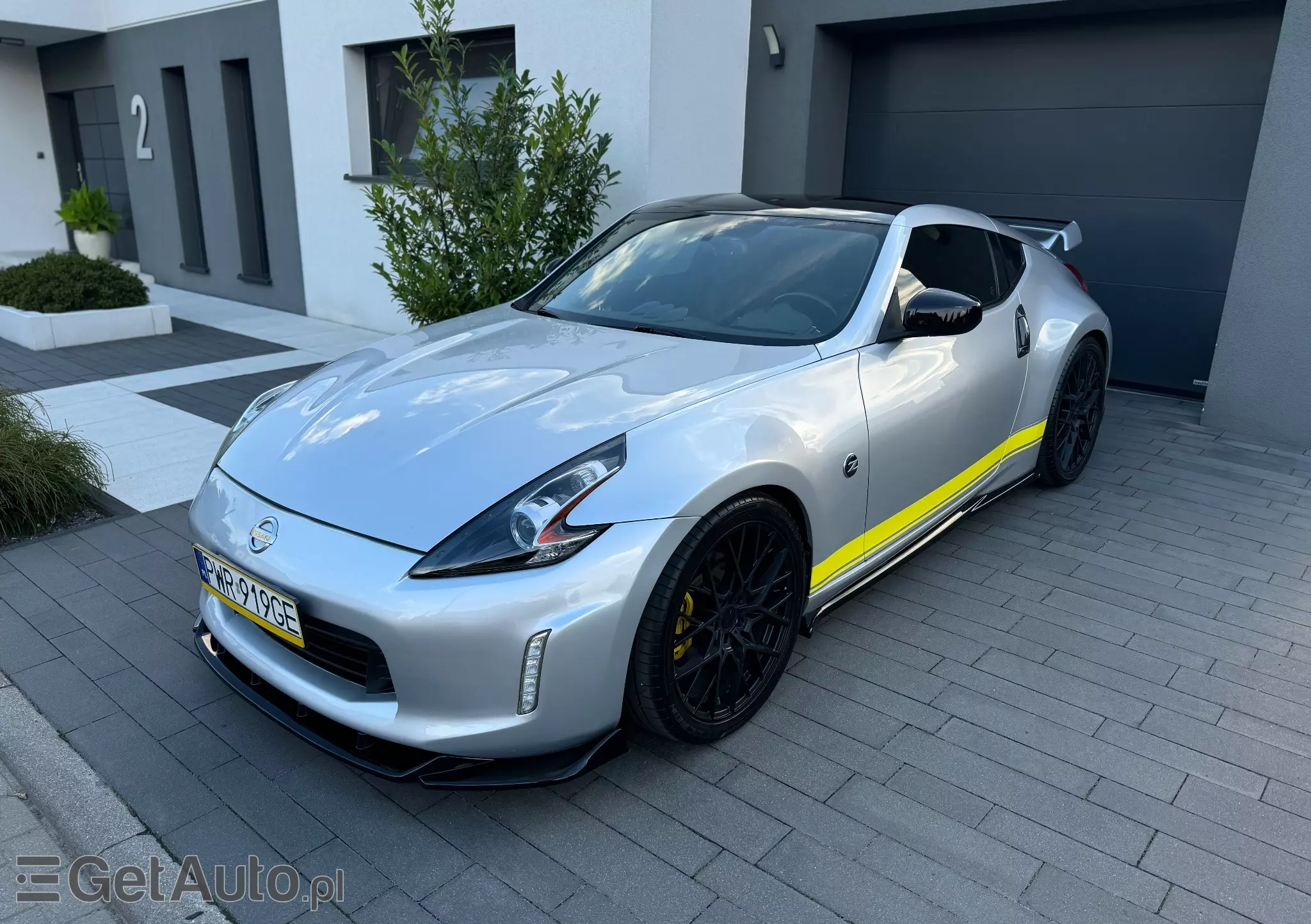 NISSAN 370 Z 