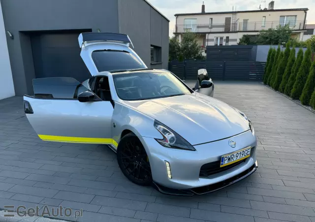 NISSAN 370 Z 