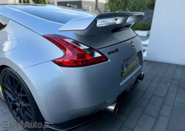NISSAN 370 Z 