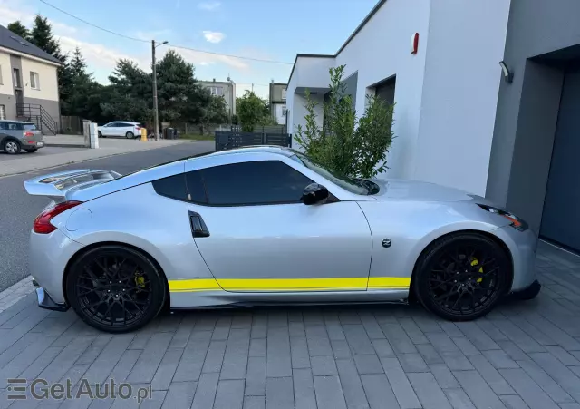 NISSAN 370 Z 