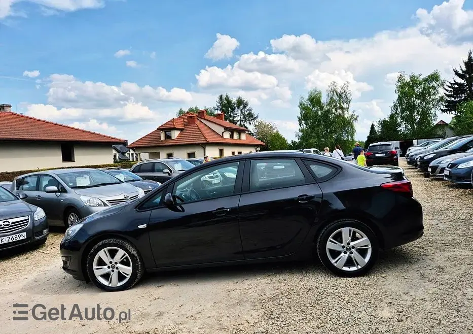 OPEL Astra IV 1.4 T Business EU6