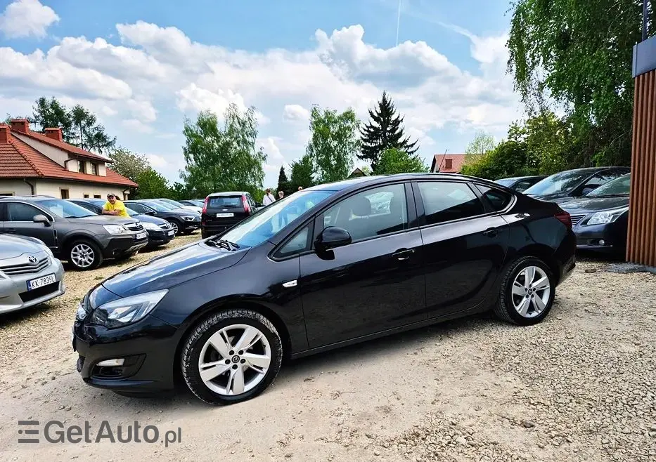 OPEL Astra IV 1.4 T Business EU6