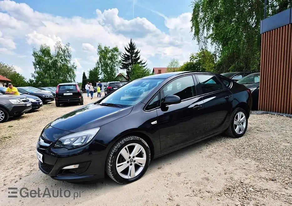 OPEL Astra IV 1.4 T Business EU6
