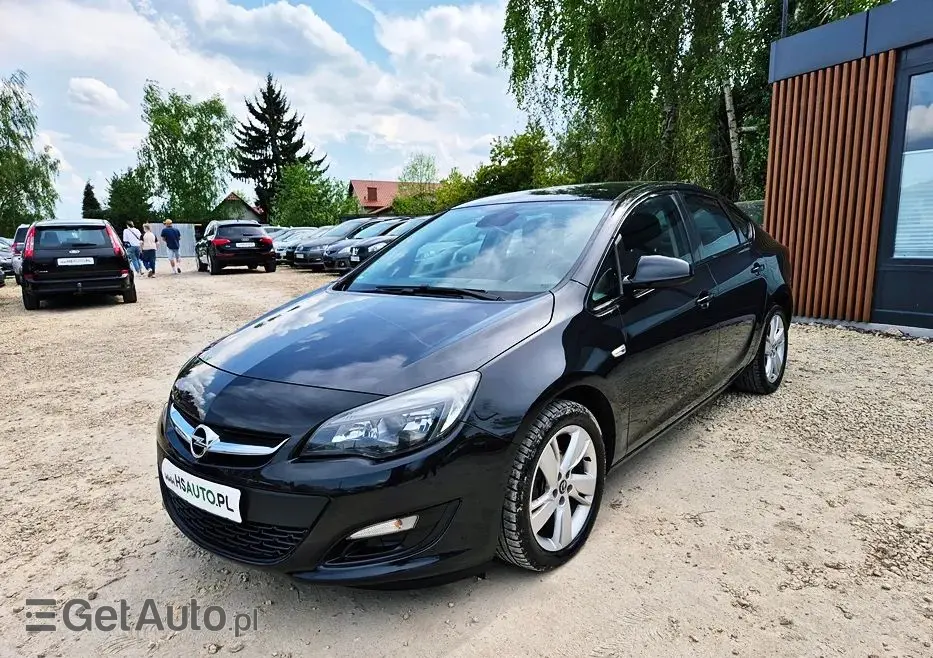 OPEL Astra IV 1.4 T Business EU6