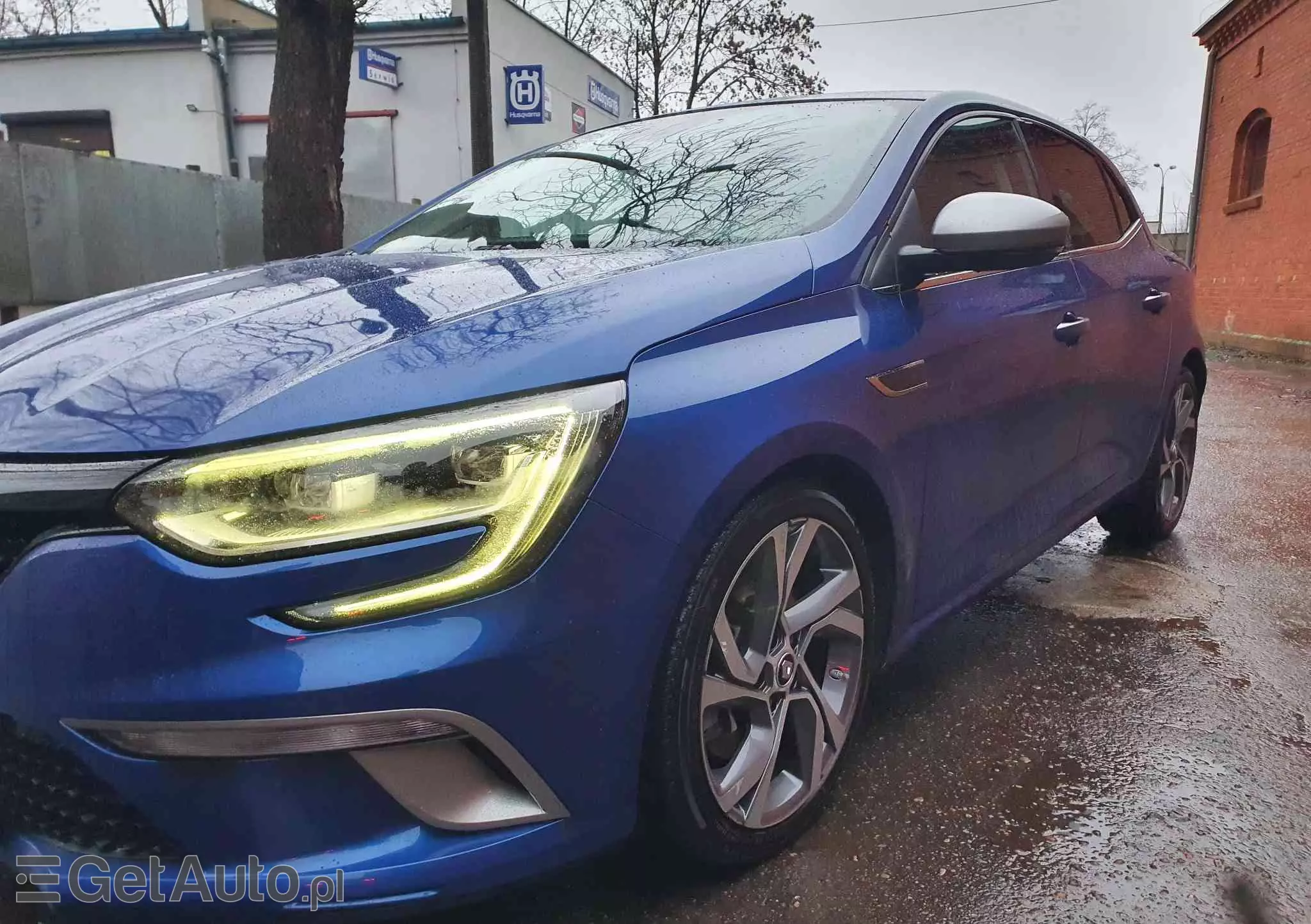 RENAULT Megane ENERGY TCe 205 EDC GT