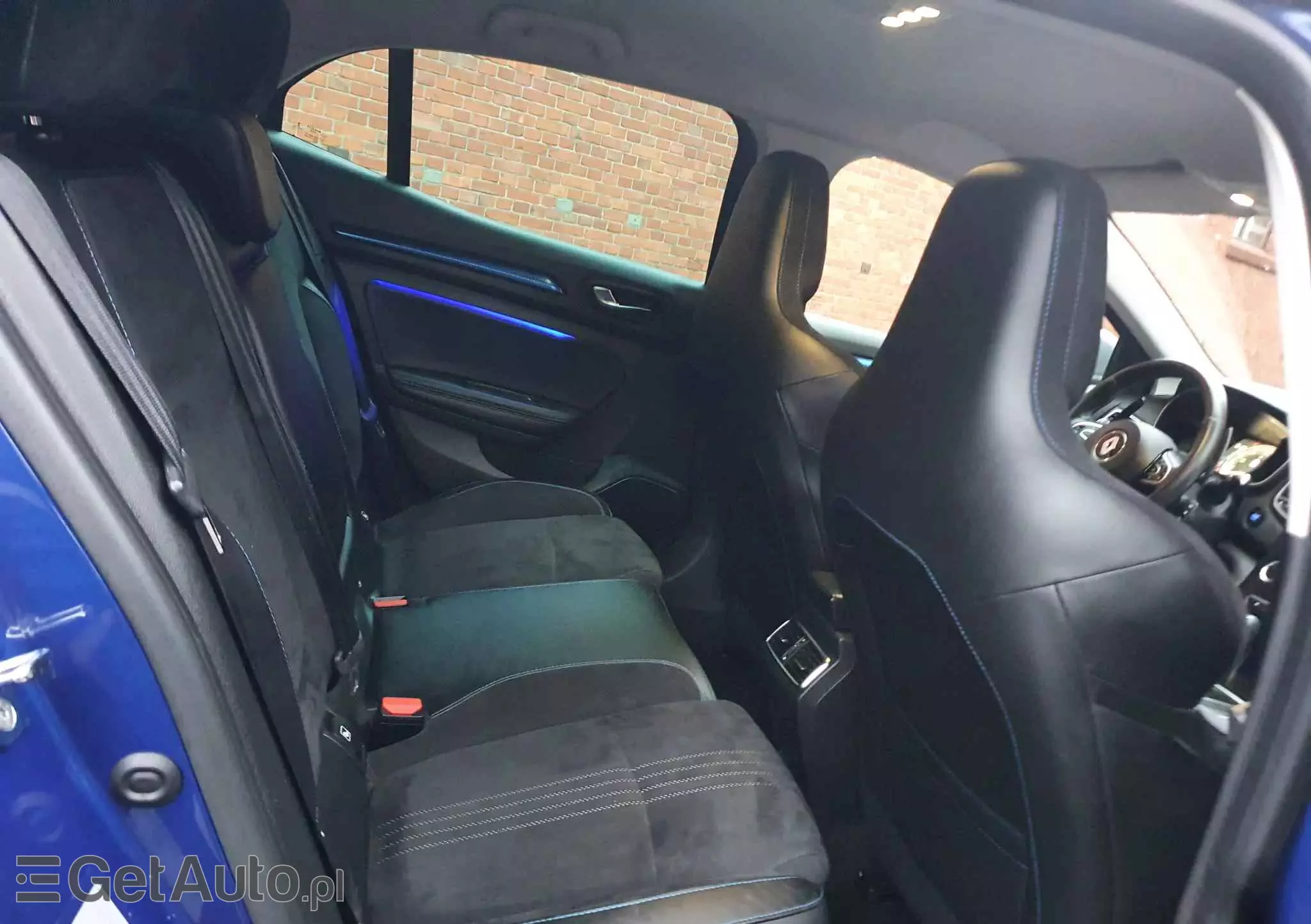 RENAULT Megane ENERGY TCe 205 EDC GT