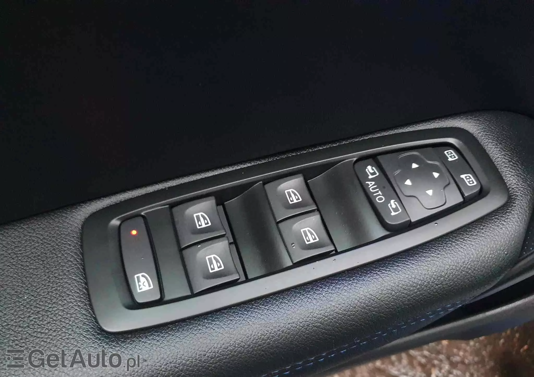 RENAULT Megane ENERGY TCe 205 EDC GT