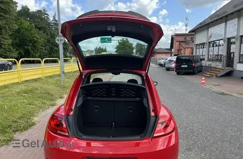 VOLKSWAGEN Beetle 