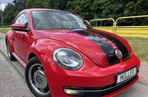 VOLKSWAGEN Beetle 