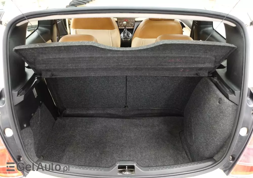 LANCIA Ypsilon 1.4 16V Platino (4 os.)