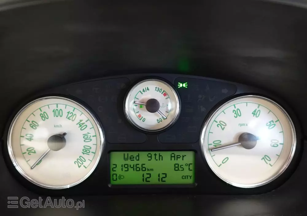 LANCIA Ypsilon 1.4 16V Platino (4 os.)