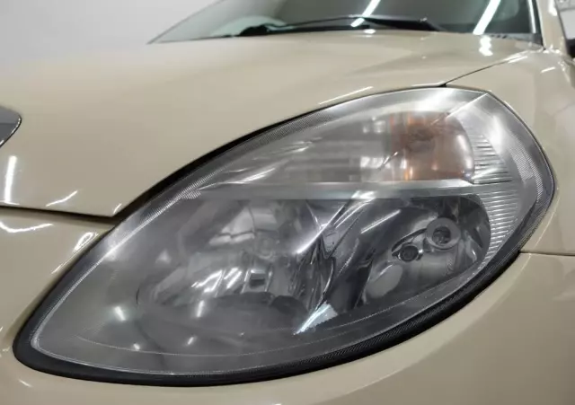 LANCIA Ypsilon 1.4 16V Platino (4 os.)