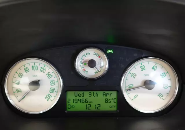 LANCIA Ypsilon 1.4 16V Platino (4 os.)