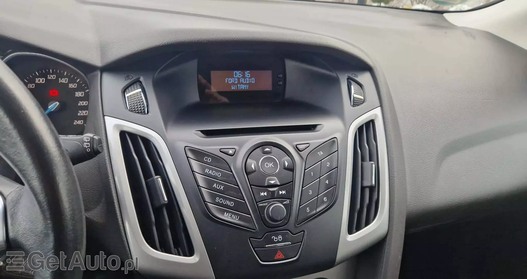 FORD Focus Turnier 1.6 TDCi DPF Titanium