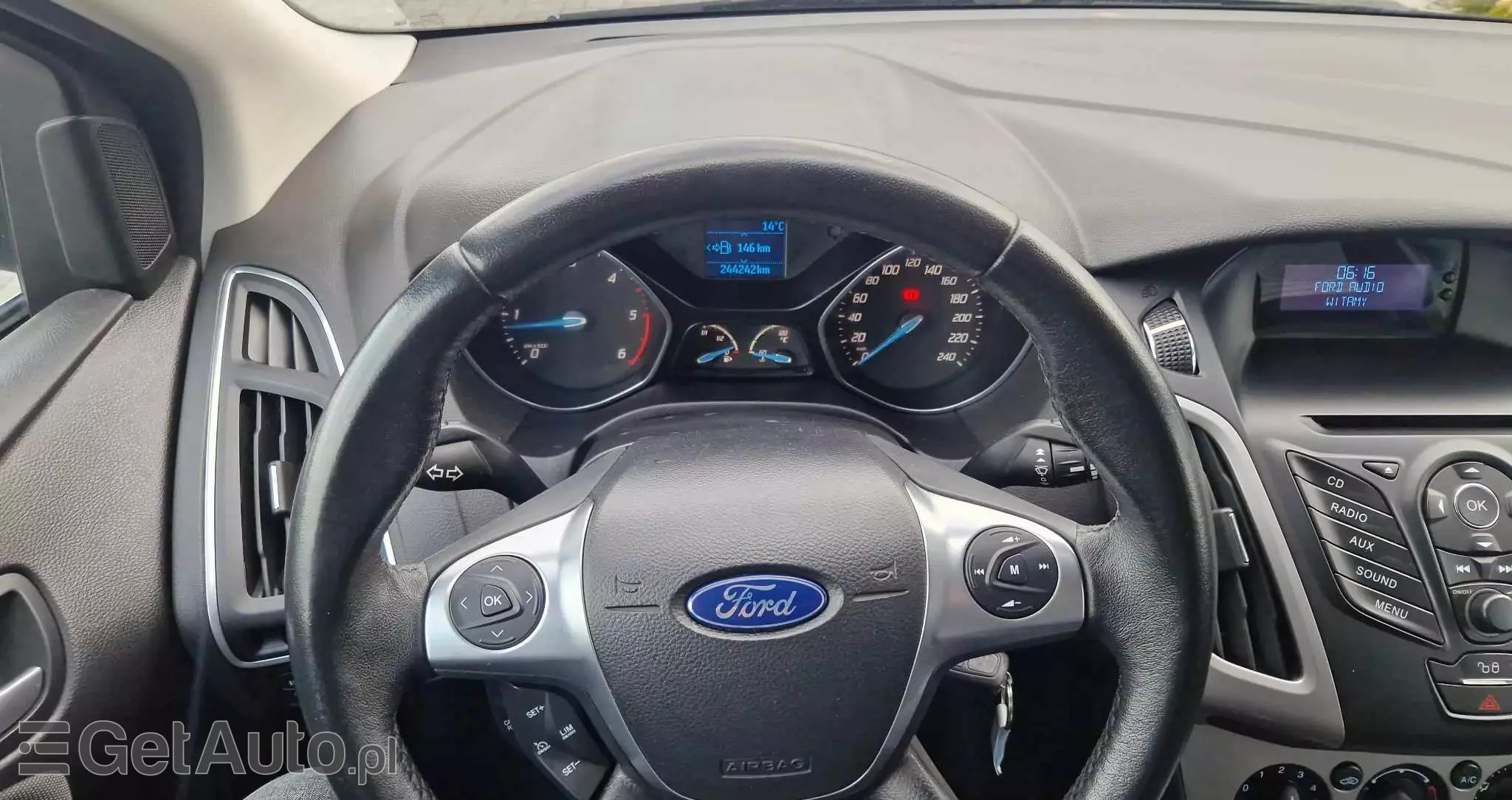 FORD Focus Turnier 1.6 TDCi DPF Titanium