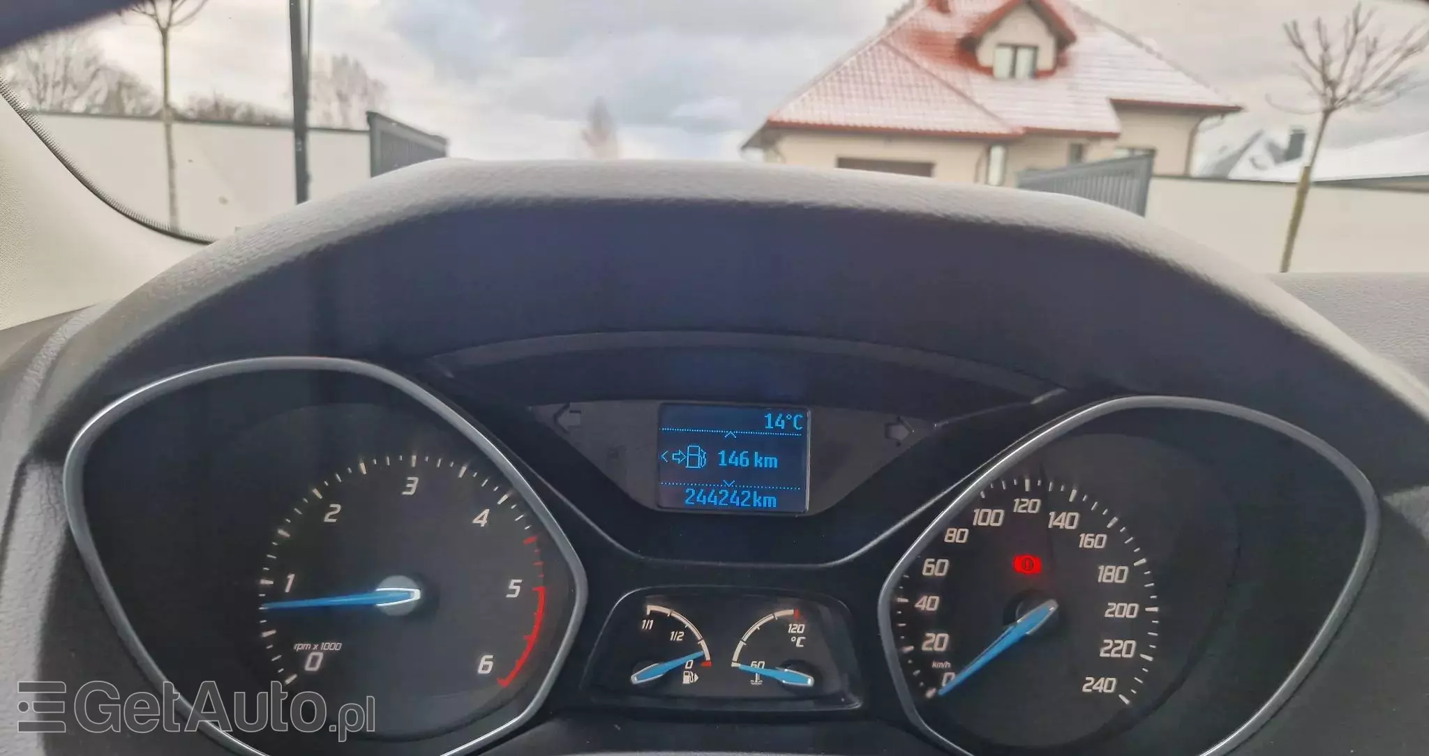 FORD Focus Turnier 1.6 TDCi DPF Titanium