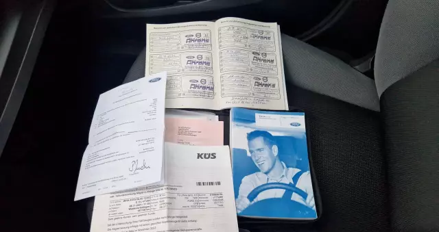 FORD Focus Turnier 1.6 TDCi DPF Titanium