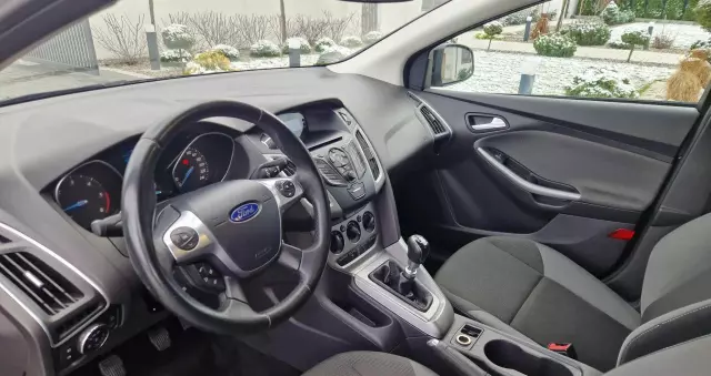 FORD Focus Turnier 1.6 TDCi DPF Titanium